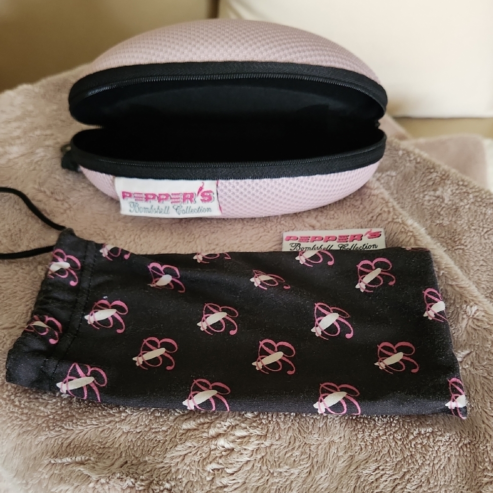 Cream And Brown Oversized Rectangular Sunglasses - image 7